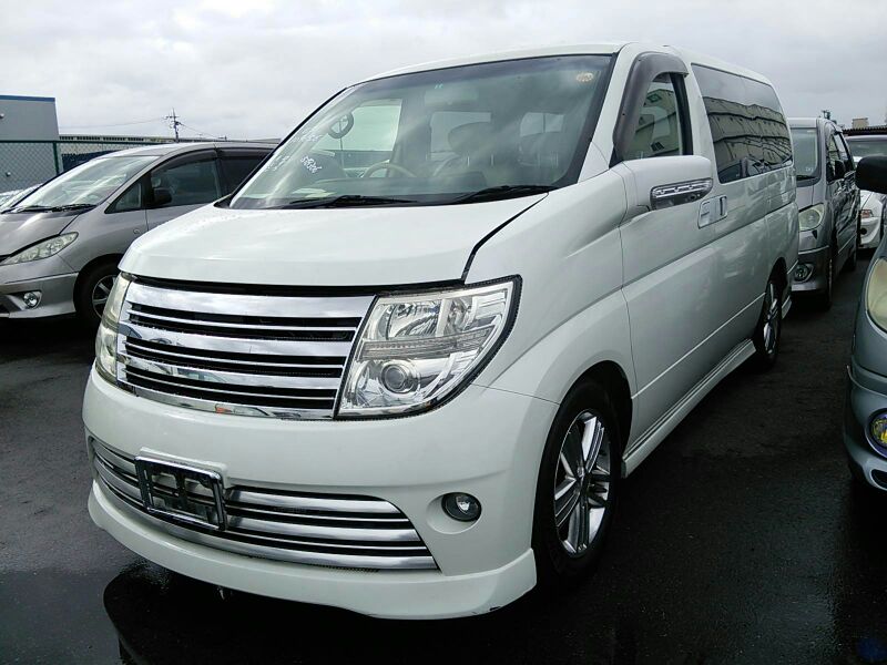 2005 Nissan elgrand specifications