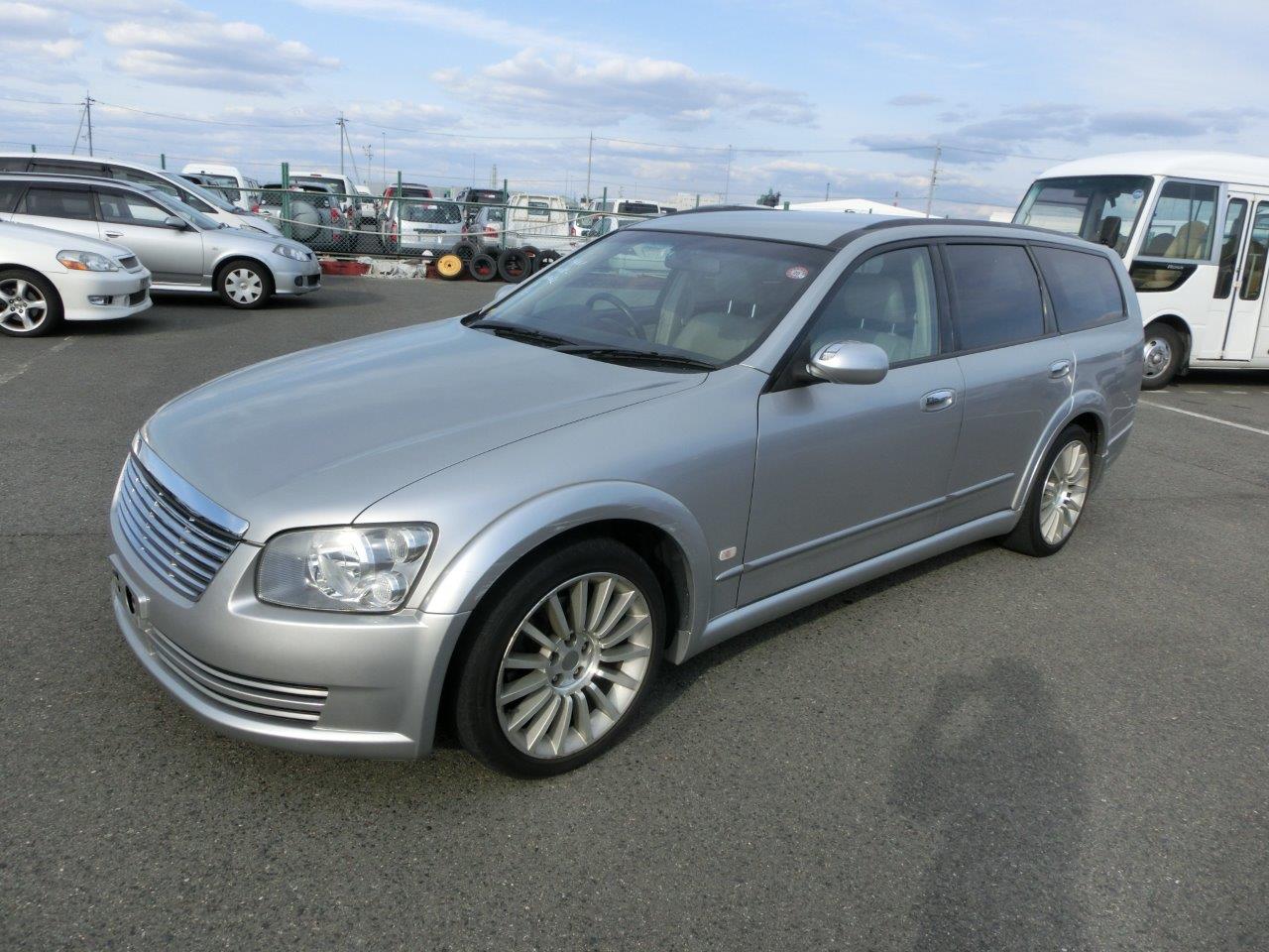 2002 Nissan Stagea AXIS