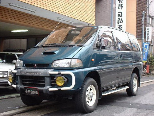 1995 Mitsubishi Delica Spacegear