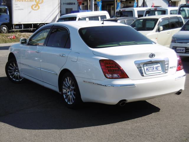 Featured 2004 Toyota Crown Majesta 4.3L C Type at J-Spec Imports