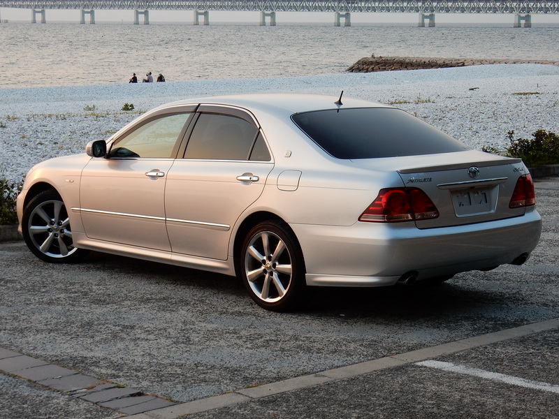 Toyota crown athlete 2006